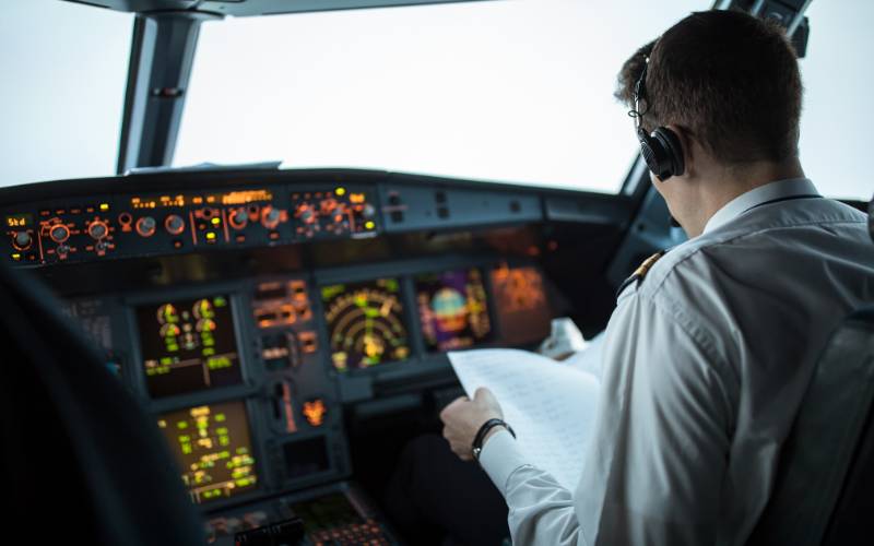 STEM Career Paths: Commercial Airline Pilots